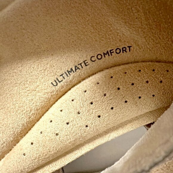 Clarks Brynn Ave Strappy Sandal - Picture 8 of 11